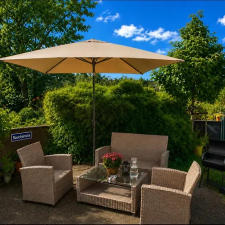 Rose-monteurzimmer & Ferienzimmer - Bodensee-selbstversorger Mit Kuechen, Parken & Kaffee & Wlan Frei Casa de hóspedes 3*