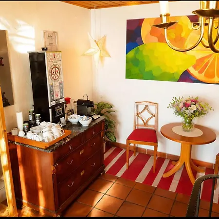 Rose-monteurzimmer & Ferienzimmer - Bodensee-selbstversorger Mit Kuechen, Parken & Kaffee & Wlan Frei Casa de hóspedes Ravensburg